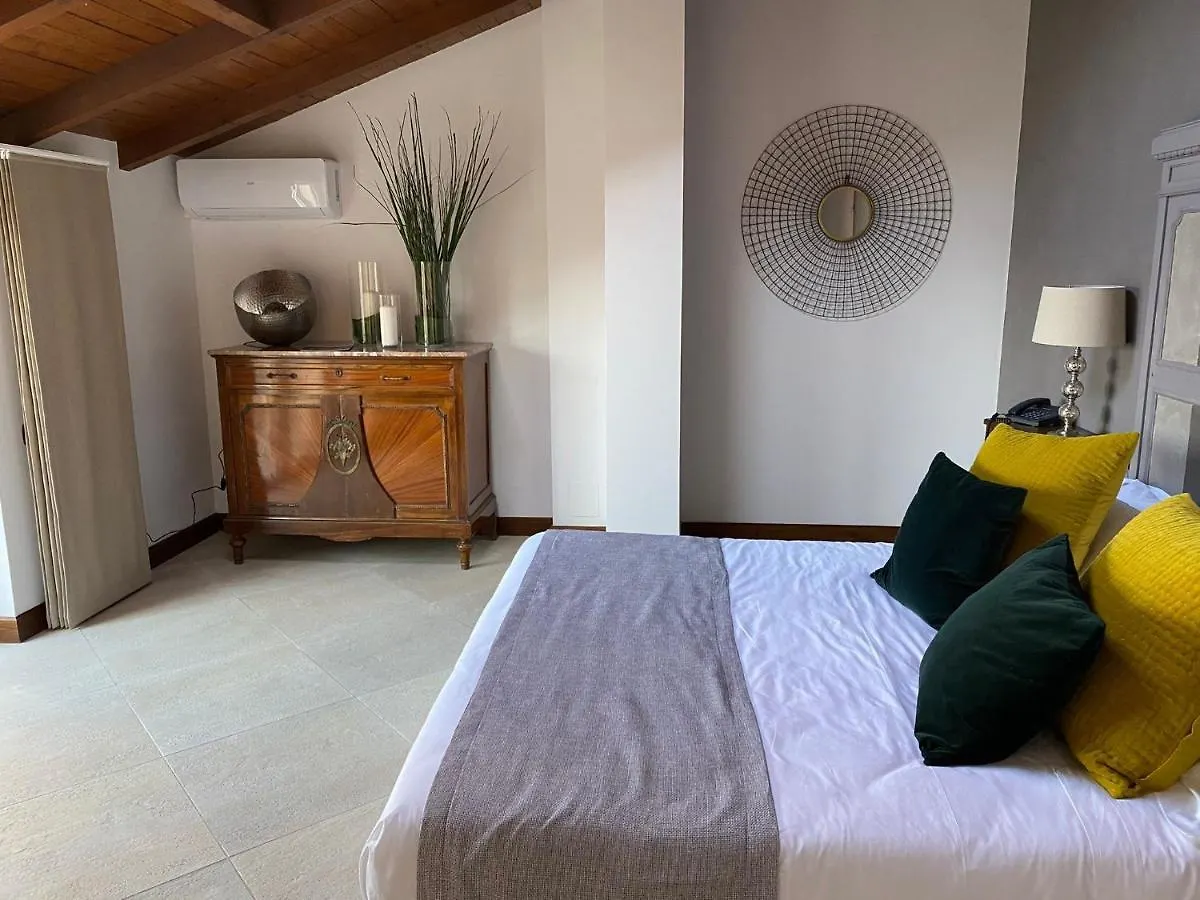 La Locanda Del Pontefice - Luxury Country House Marino 4*,  Italy