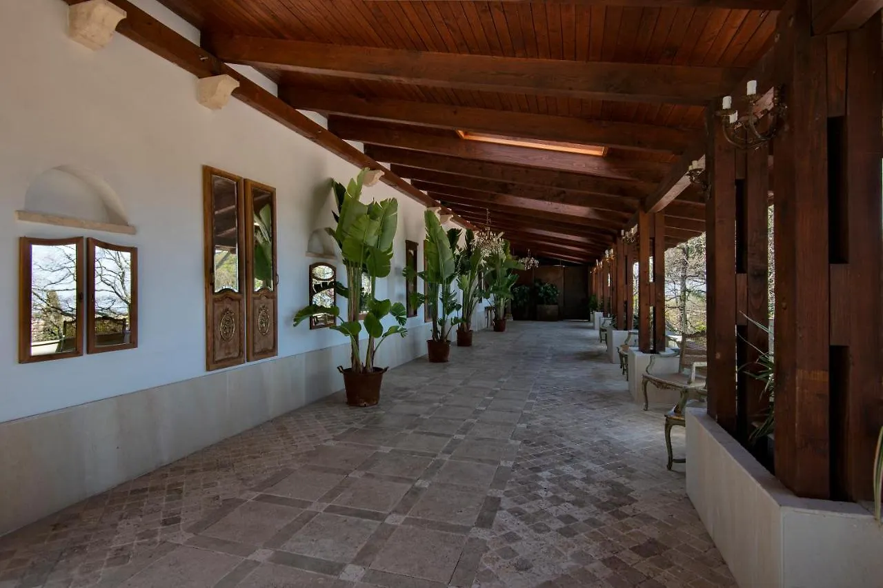 La Locanda Del Pontefice - Luxury Country House Marino Italy