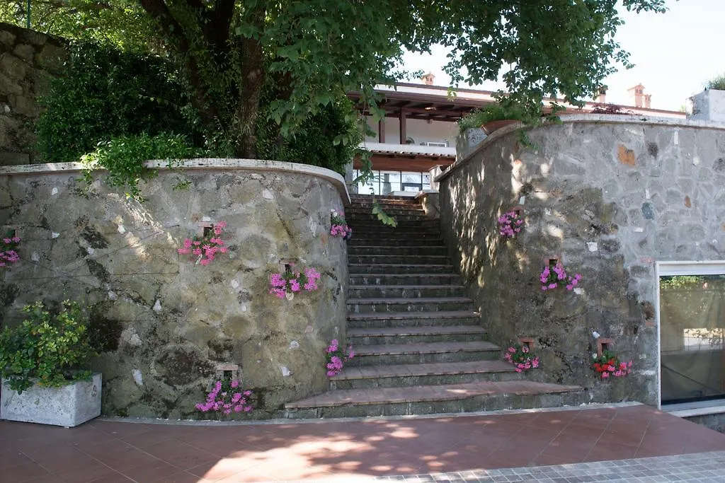 La Locanda Del Pontefice - Luxury Country House Marino 4*,