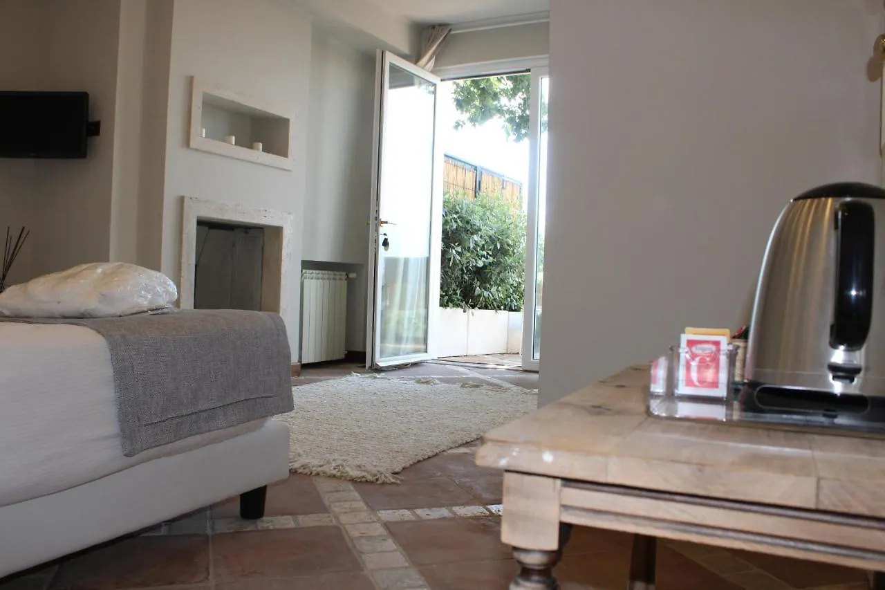 La Locanda Del Pontefice - Luxury Country House مارينو
